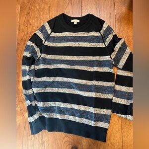 GAP Men's Black and Gray Striped Crewneck Sweater